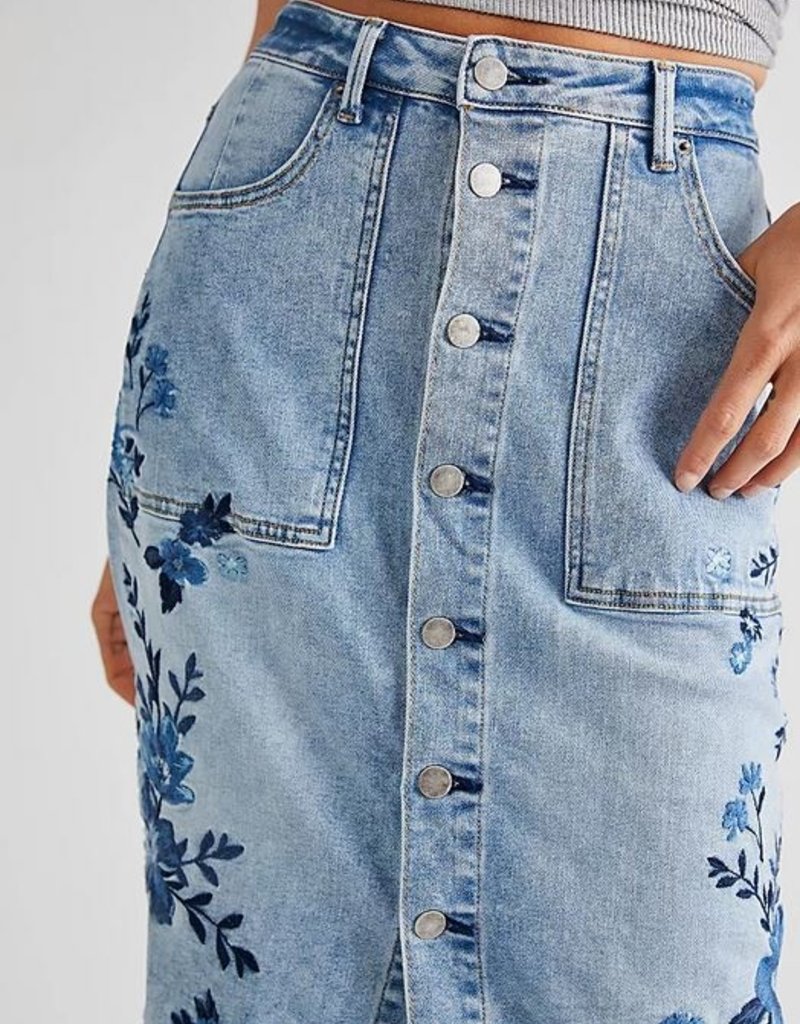 hollyann | Driftwood Carrie Denim Embroidered Skirt - HOLLYANN