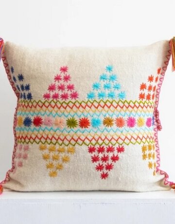 Jitana / Global Trunk Jitana Erika Pillow