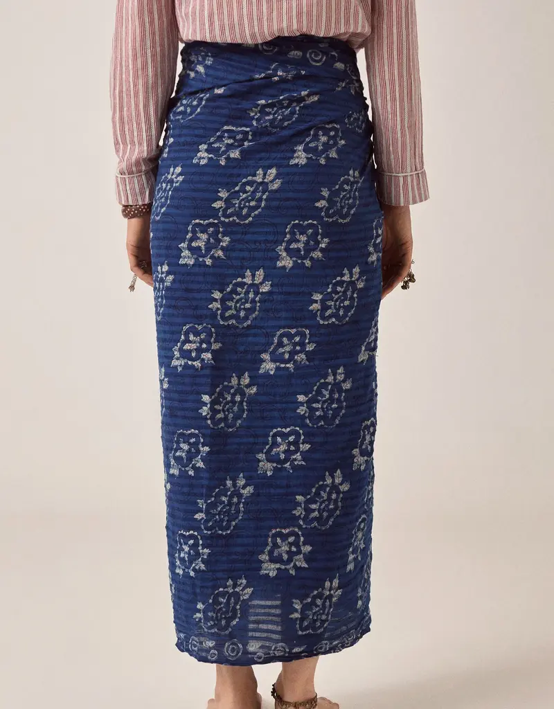 Maison Hotel Maison Hotel Samba Pareo Skirt