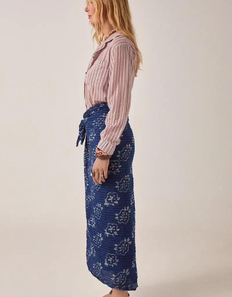 Maison Hotel Maison Hotel Samba Pareo Skirt