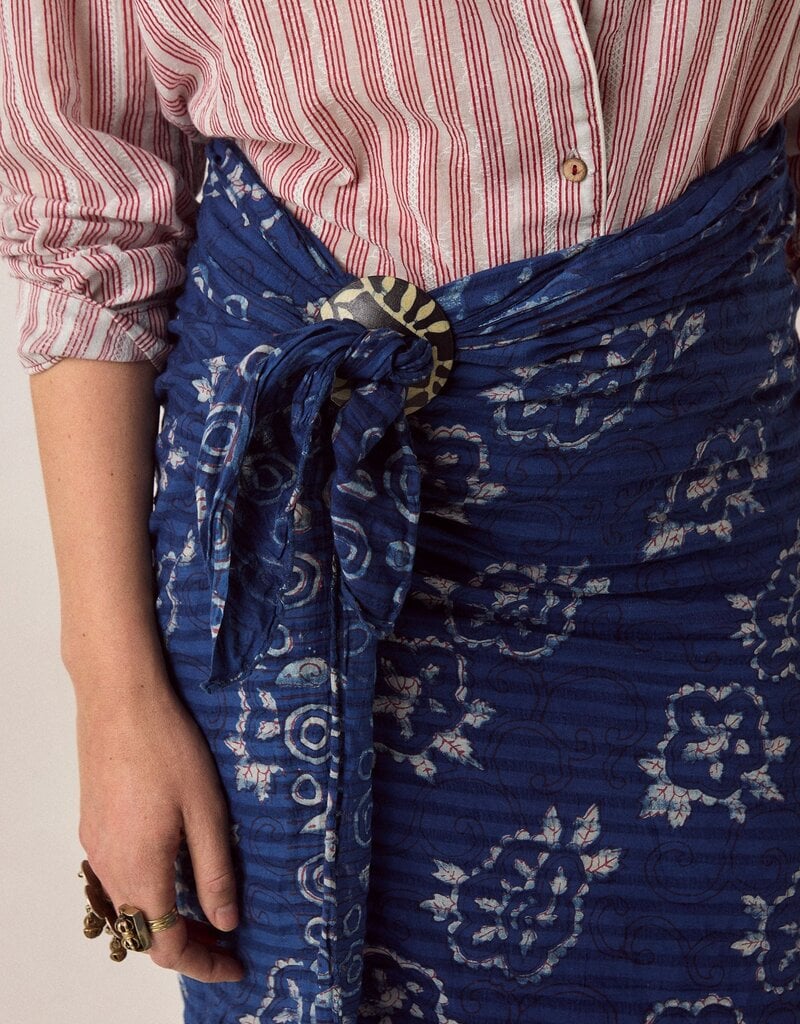 Maison Hotel Maison Hotel Samba Pareo Skirt