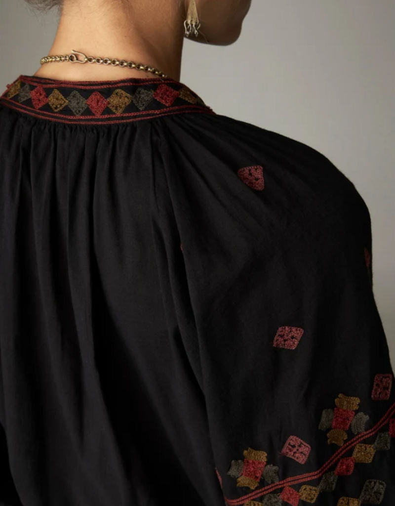 Maison Hotel Maison Hotel Arrows Robin Blouse