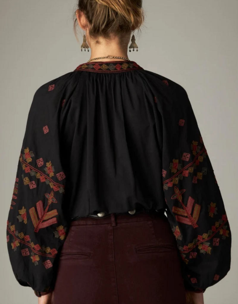 Maison Hotel Maison Hotel Arrows Robin Blouse