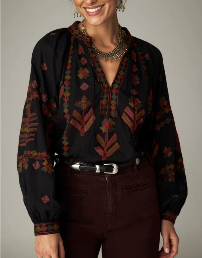 Maison Hotel Maison Hotel Arrows Robin Blouse