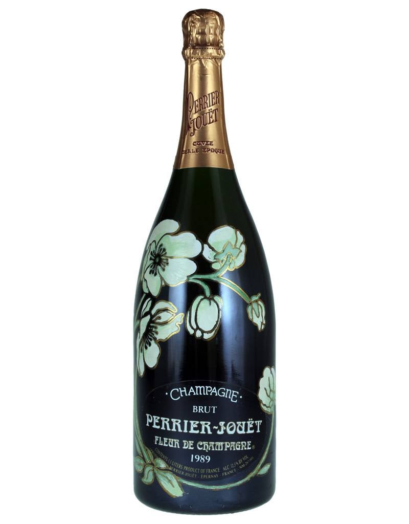 Jouet belle. Шампанское Pierre jouet. Шампанское брют премиум премьер. Шампанское Perrier-jouet этикетка. Шампанское Belle le.