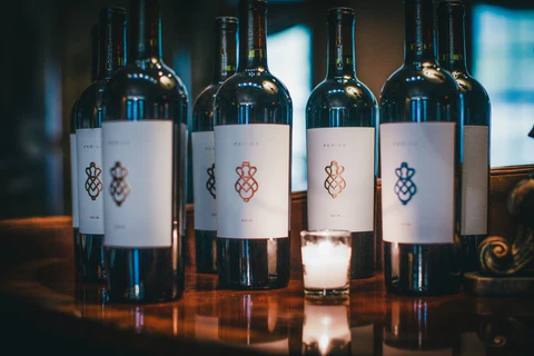 PerUs Wine Tasting with Lindsey Gomes
