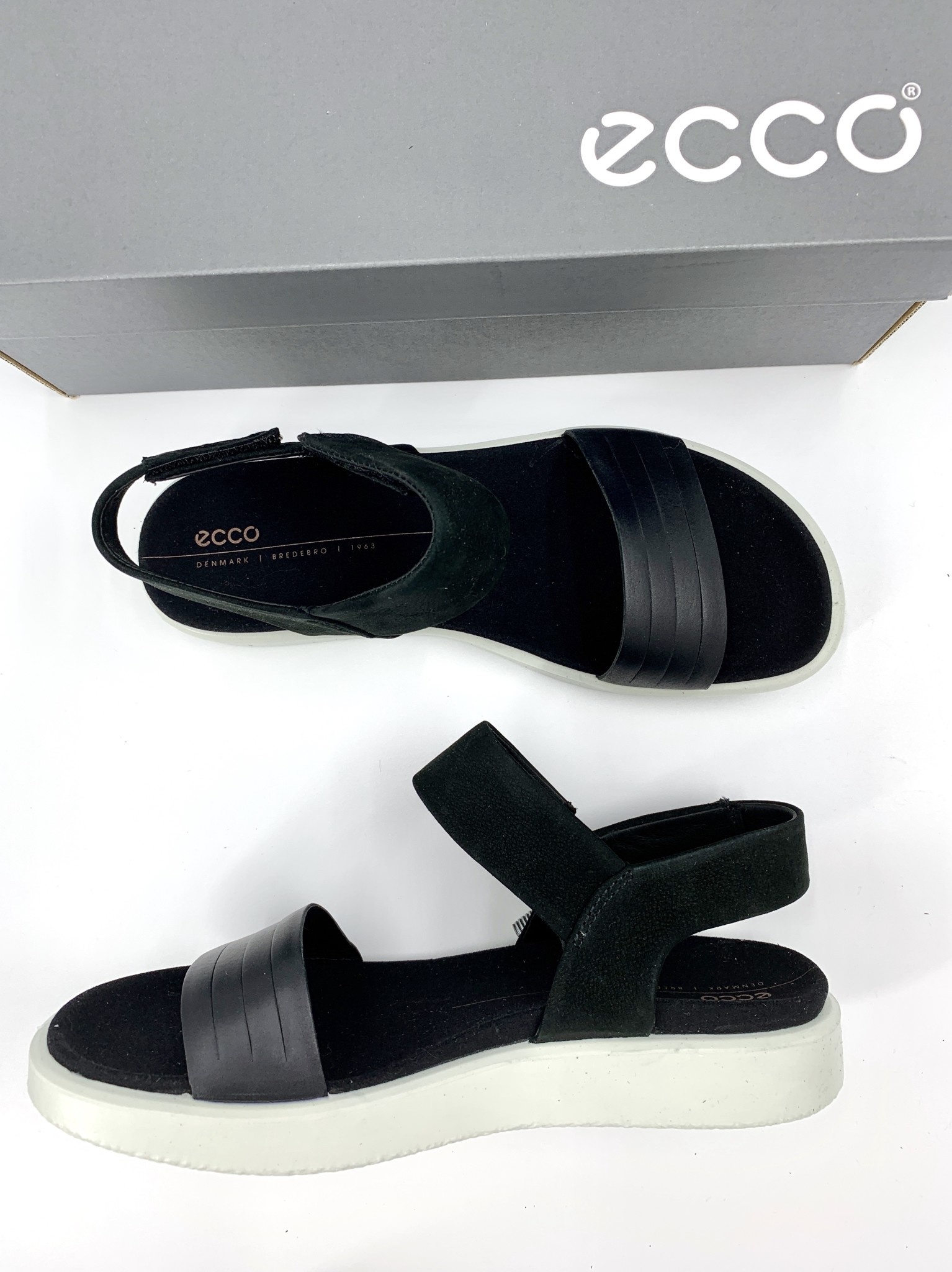 ecco sandals flowt