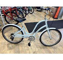 Electra Townie 7D Arctic Blue with color matched fenders
