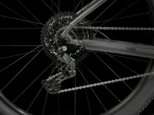 Trek Marlin 5 Gen 3 - Matte Dnister Black