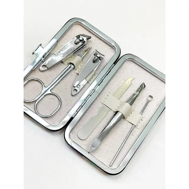 Personal Mani and Pedi Kit Personal Mani and Pedi Kit