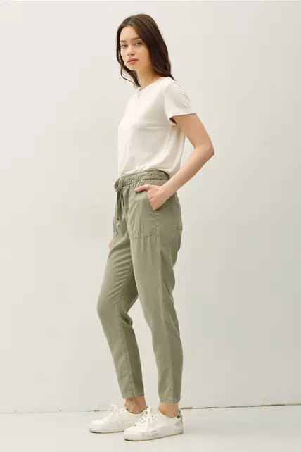 Benita Tencel Ankle Pants