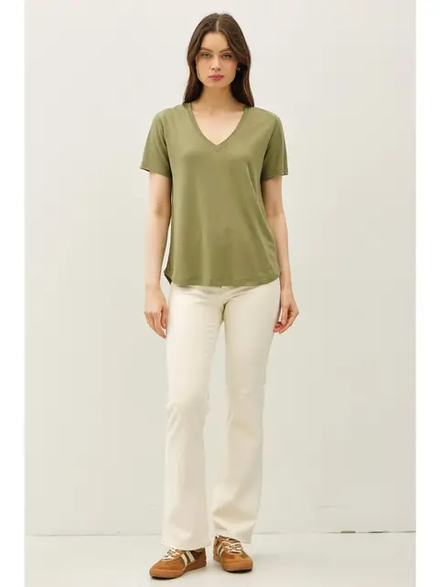 Freya V-Neck Tee - Olive