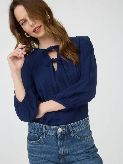 Caden Front Tie 3/4 Sleeve - Navy