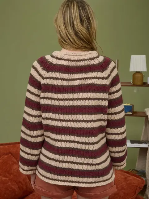 Kangaroo Pocket Knit Sweater - Burgundy
