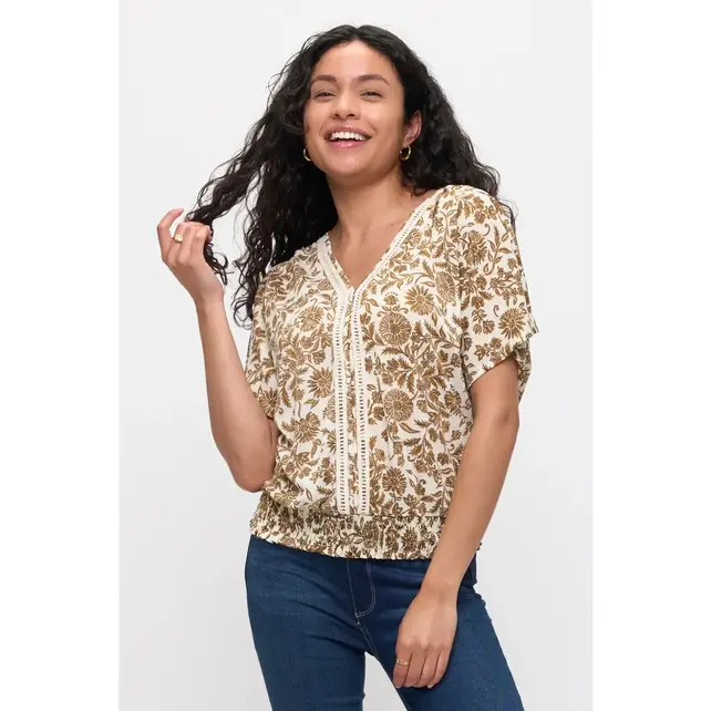 Vienna Crochet Dolman Caramel Cream