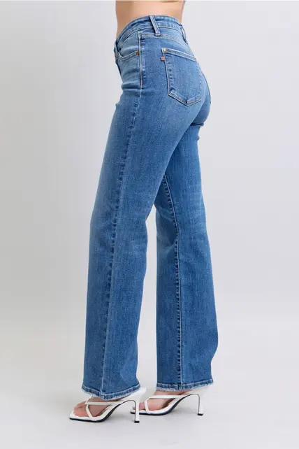 Samantha V-Front Straight Jeans