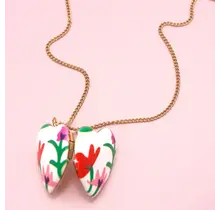 18K Stainless Steel Tarnish Free Locket Necklace - White Flowers