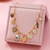 Charm Necklace-Hearts Porcelain Fish Rhinestone | 80N92690