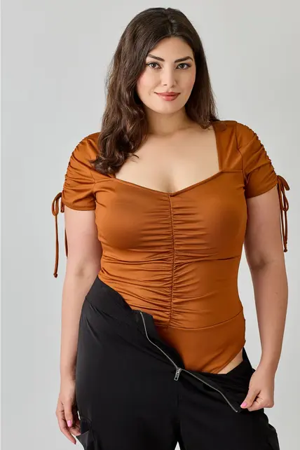 Plus Size Ruched Sweetheart Neck Bodysuit - Copper