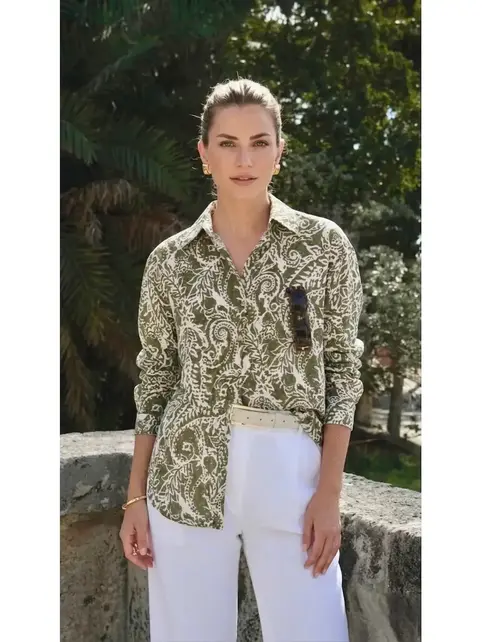 Siya Printed Graphic Shirt - Green