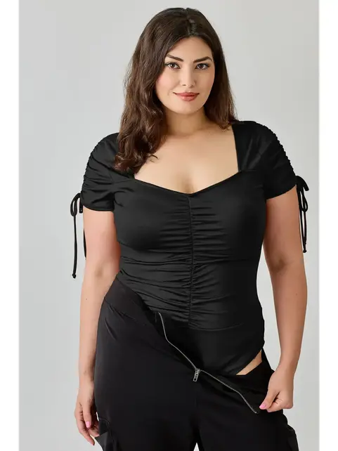 Plus Size Ruched Sweetheart Neck Bodysuit - Black