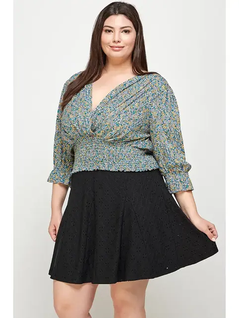 Plus Size Top Floral Print Smocked - Green