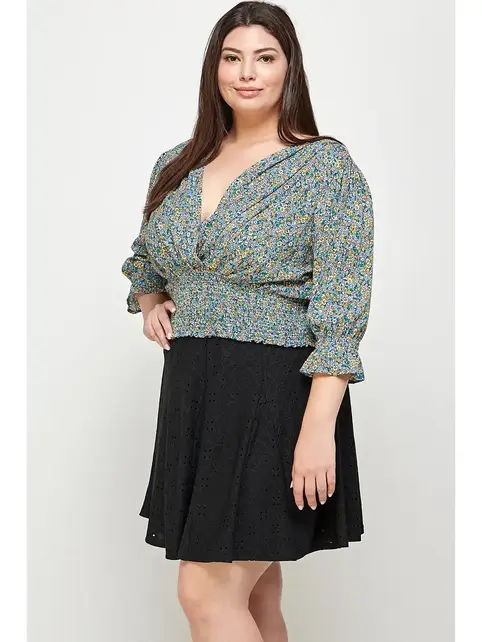 Plus Size Top Floral Print Smocked - Green