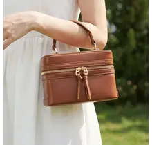Fashion Boxy Crossbody Bag - Brown