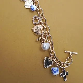 Ceramic Porcelain Heart Bow Pearl Charm Bracelet | 80B1342