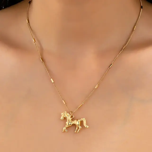 Gold-Tone Horse Pendant Necklace, 17 in | 80N93007
