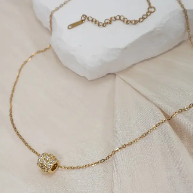 18K Stainless Steel Tarnish Free Barrel Necklace | 40NK9704
