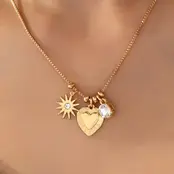Celestial Heart & Starburst Pendant Necklace | 80N93135