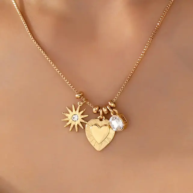 Celestial Heart & Starburst Pendant Necklace | 80N93135