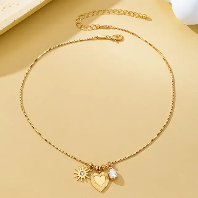 Celestial Heart & Starburst Pendant Necklace | 80N93135