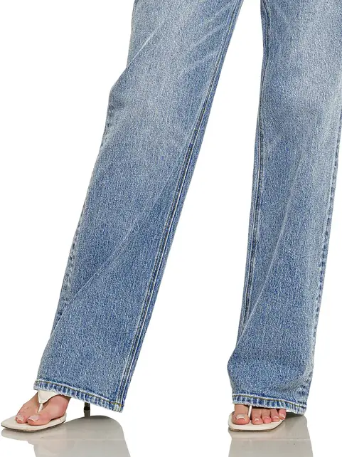 Zenana Medium Washed Straight Stretch Denim Jean