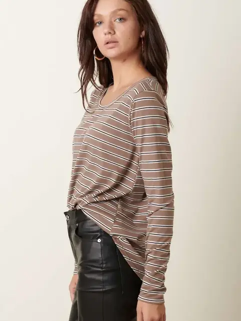 Jersey Crew Neck Long Sleeve Knit Top - Mocha