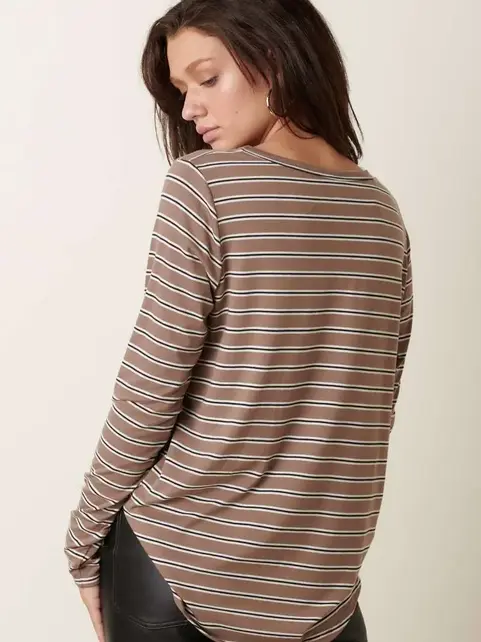 Jersey Crew Neck Long Sleeve Knit Top - Mocha