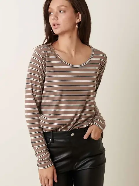 Jersey Crew Neck Long Sleeve Knit Top - Mocha