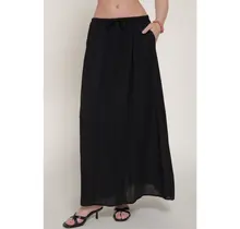 Crinkle Woven Long Skirt w/ Pockets - Black