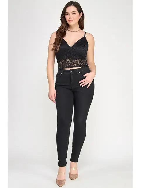 Plus Size Floral Lace Cropped Cami