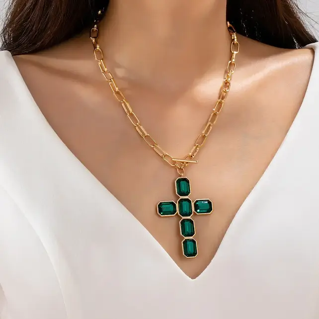 Bezel Set Cross Front Toggle Necklace | 80N93437 - Emerald