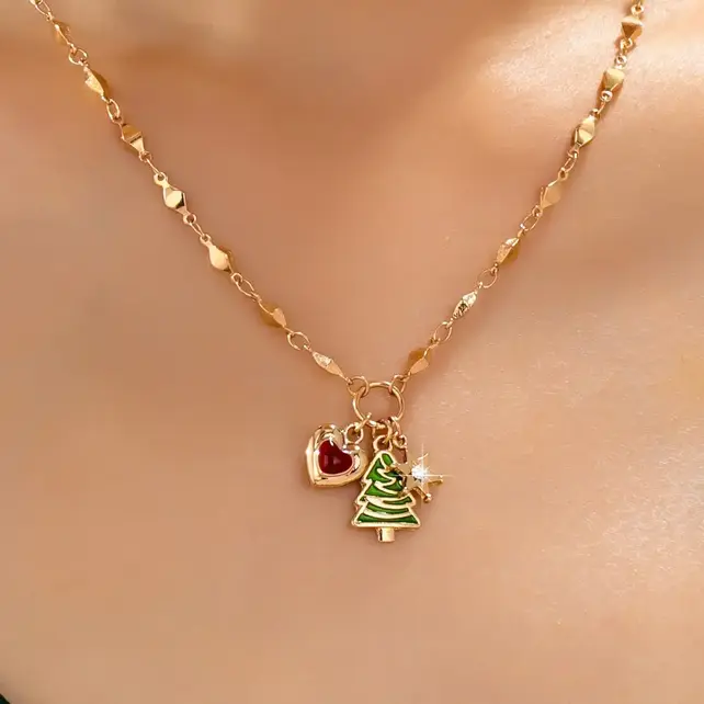 Cluster Christmas Tree and Heart Charm Necklace | 80N93294
