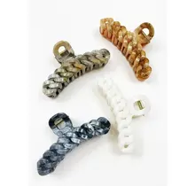 Neutral Tone Marble Chain Pattern Hair Claw Clip