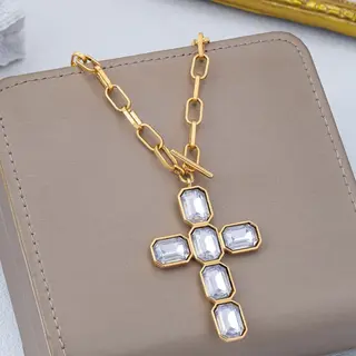 Bezel Set Cross Front Toggle Necklace | 80N93437 - Crystal