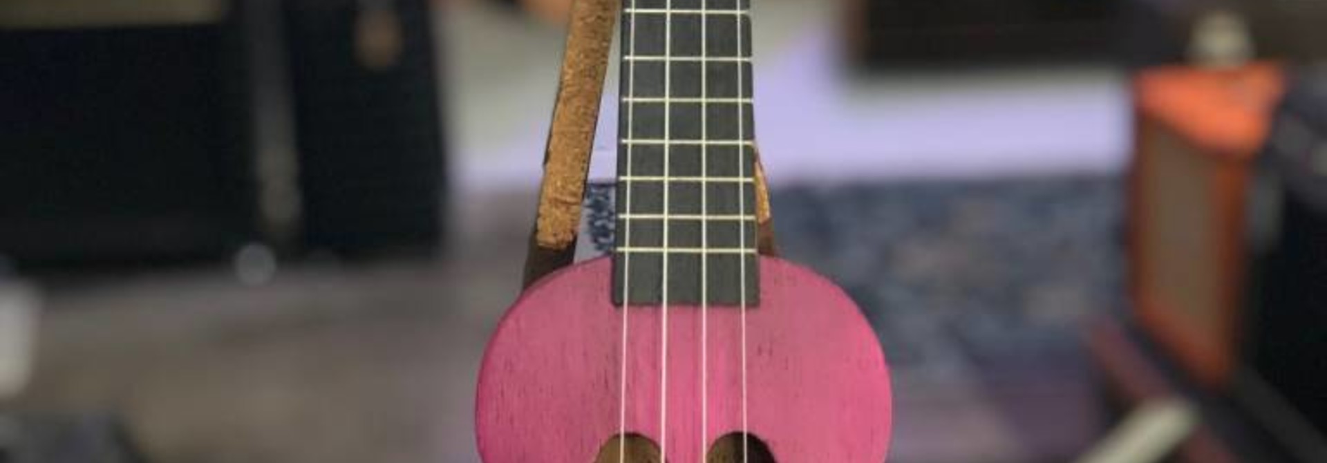 Mahalo U-Smile TPP Purple Ukelele