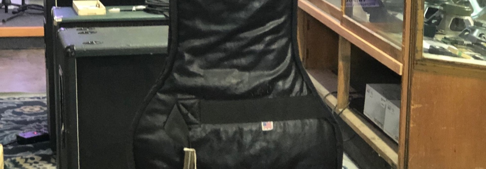 Yamaha Vintage Black Vinyl Faux Leather Gig Bag
