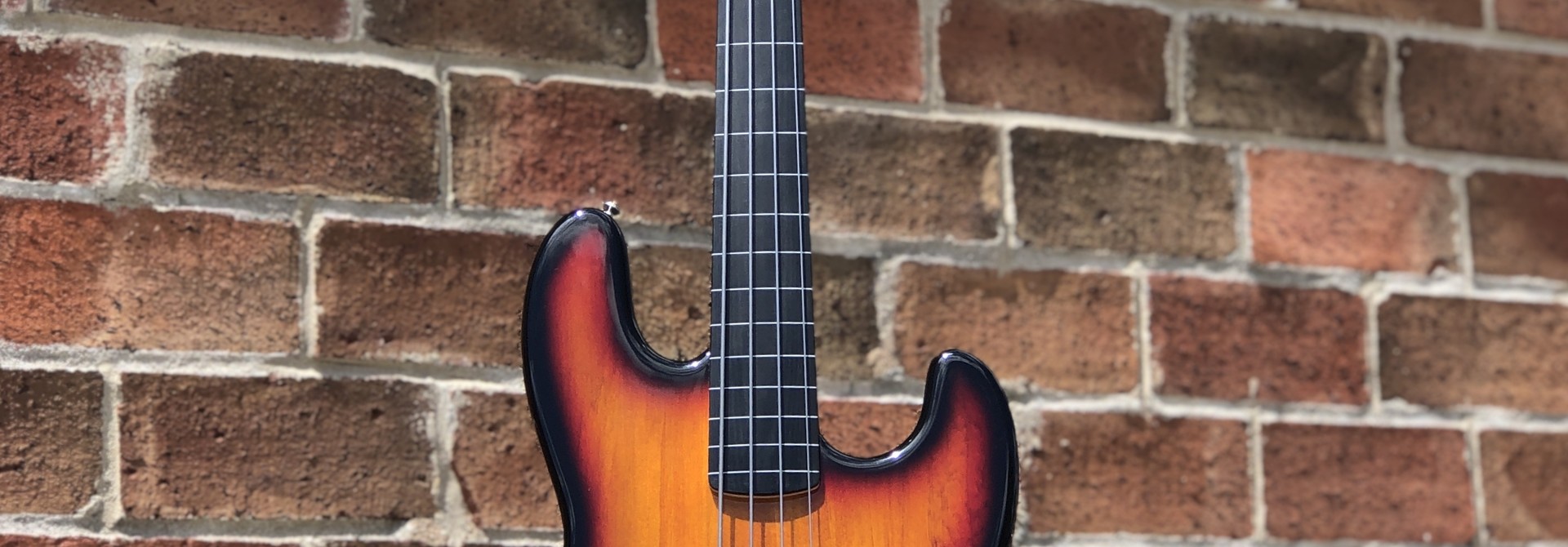 Squier Vintage Modified Fretless Jazz Bass