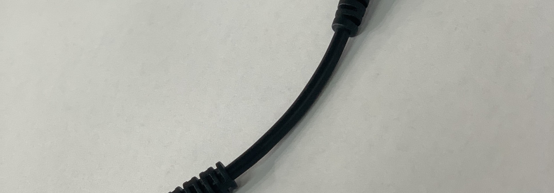 Unbranded 9v Reverse Polarity Adapter