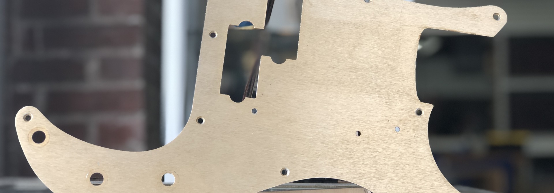 Fender Anodized Precision Bass Pickguard 10 hole 57'