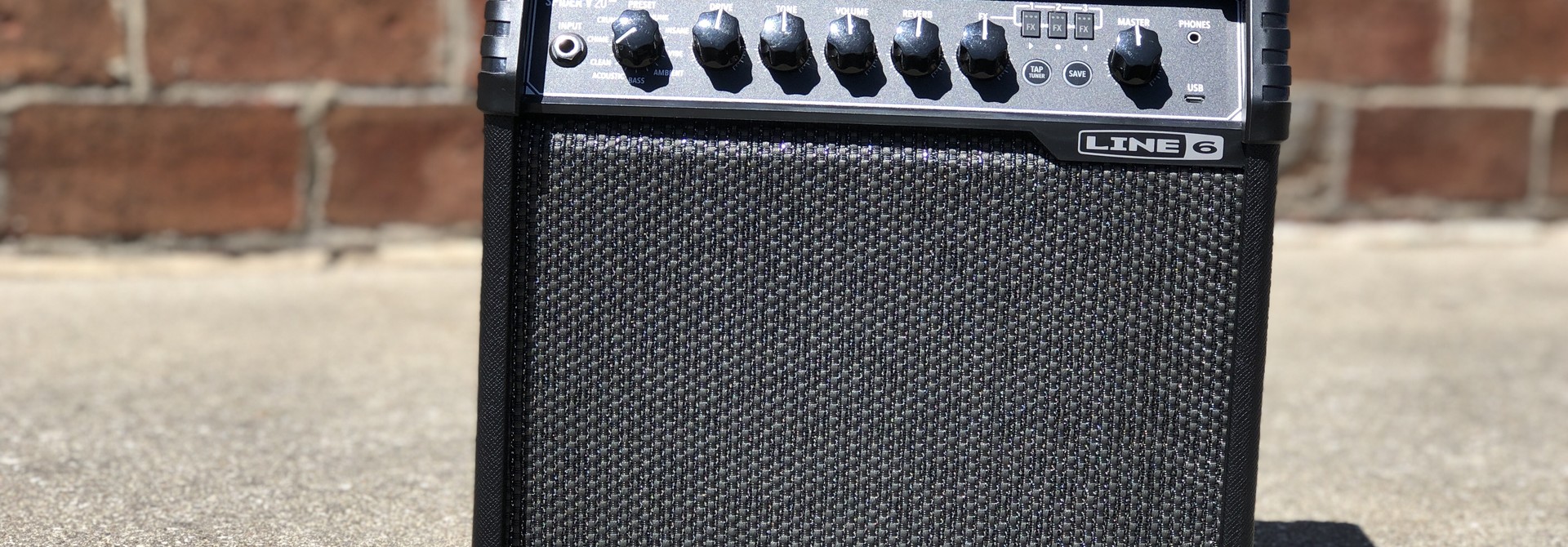 Line 6 Spider V 20 20-watt 1x8" speaker